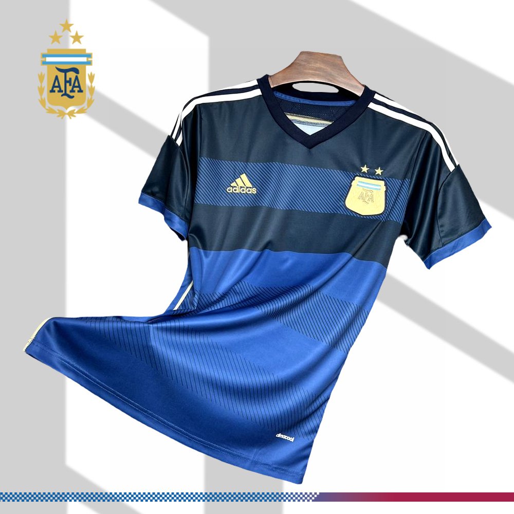 365c2d2d4d-220517b249 2014 Argentina Away Long Sleeve Retro Jersey - Image 1