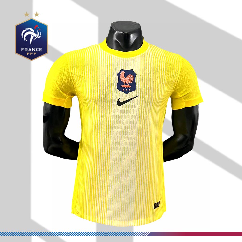 4215f30b92-22260045ef 2025/2026 France Goalkeeper Football Shirt (Player Edition) - Image 1