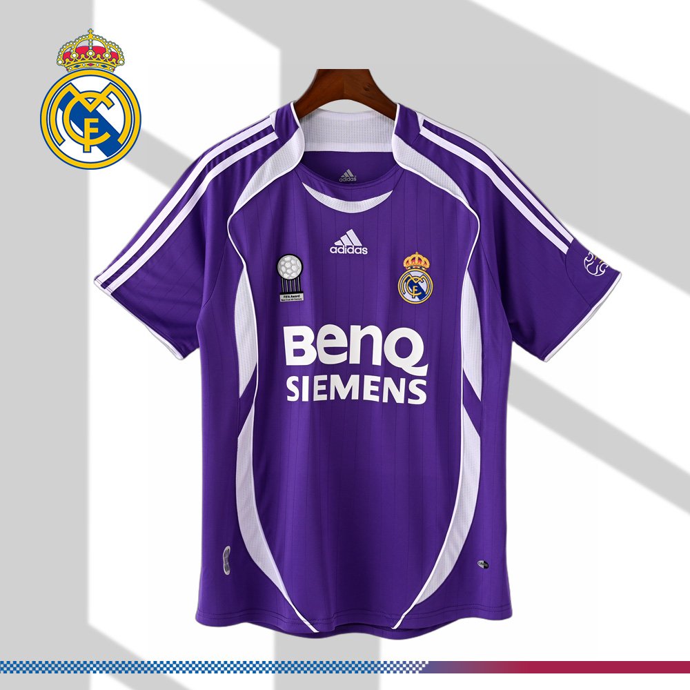 4b2e9589b0-040950661b 2006/2007 Real Madrid Second Away Retro Football Shirt - Image 1