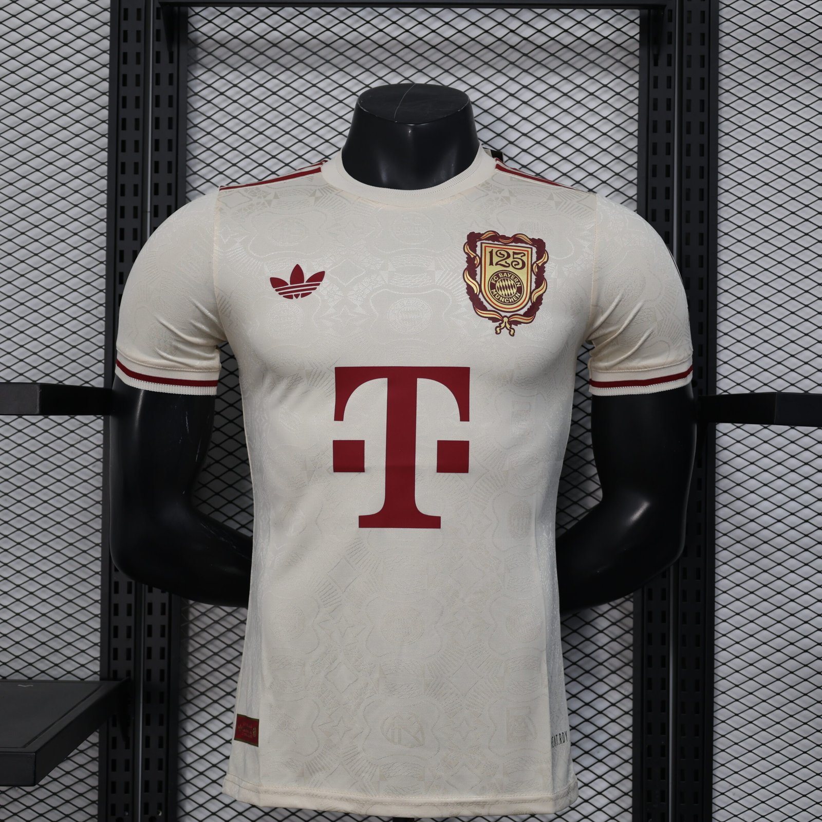 5de4ea65-14274688c4 2026/2027 Bayern Munich125th Anniversary Football Jersey(Player Version) - Image 1