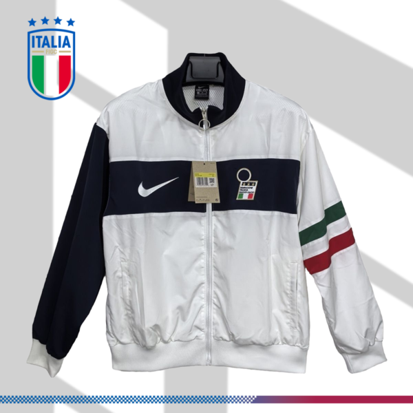 1996 Italian vintage waterproof windbreaker