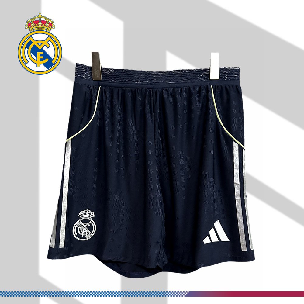 70a5be134b-0025354c96 2025/2026 Real Madrid Away Football Shorts - Image 1