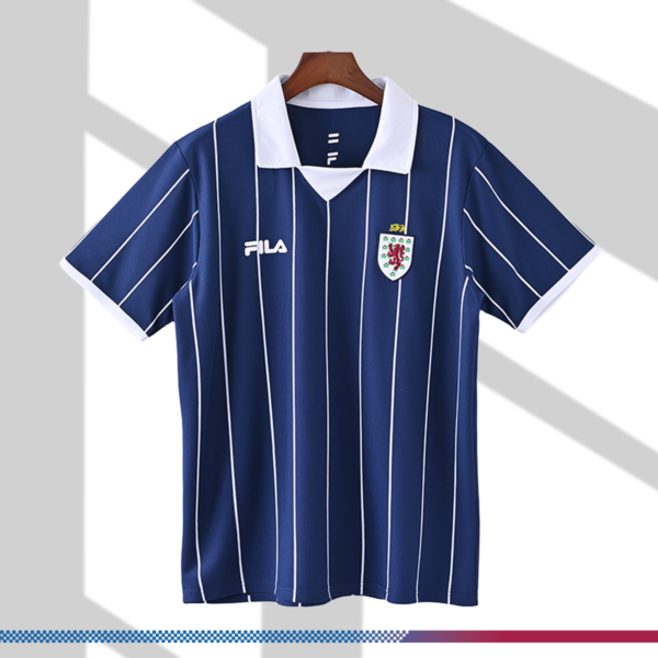 2002 Scotland home football shirt（Retro）