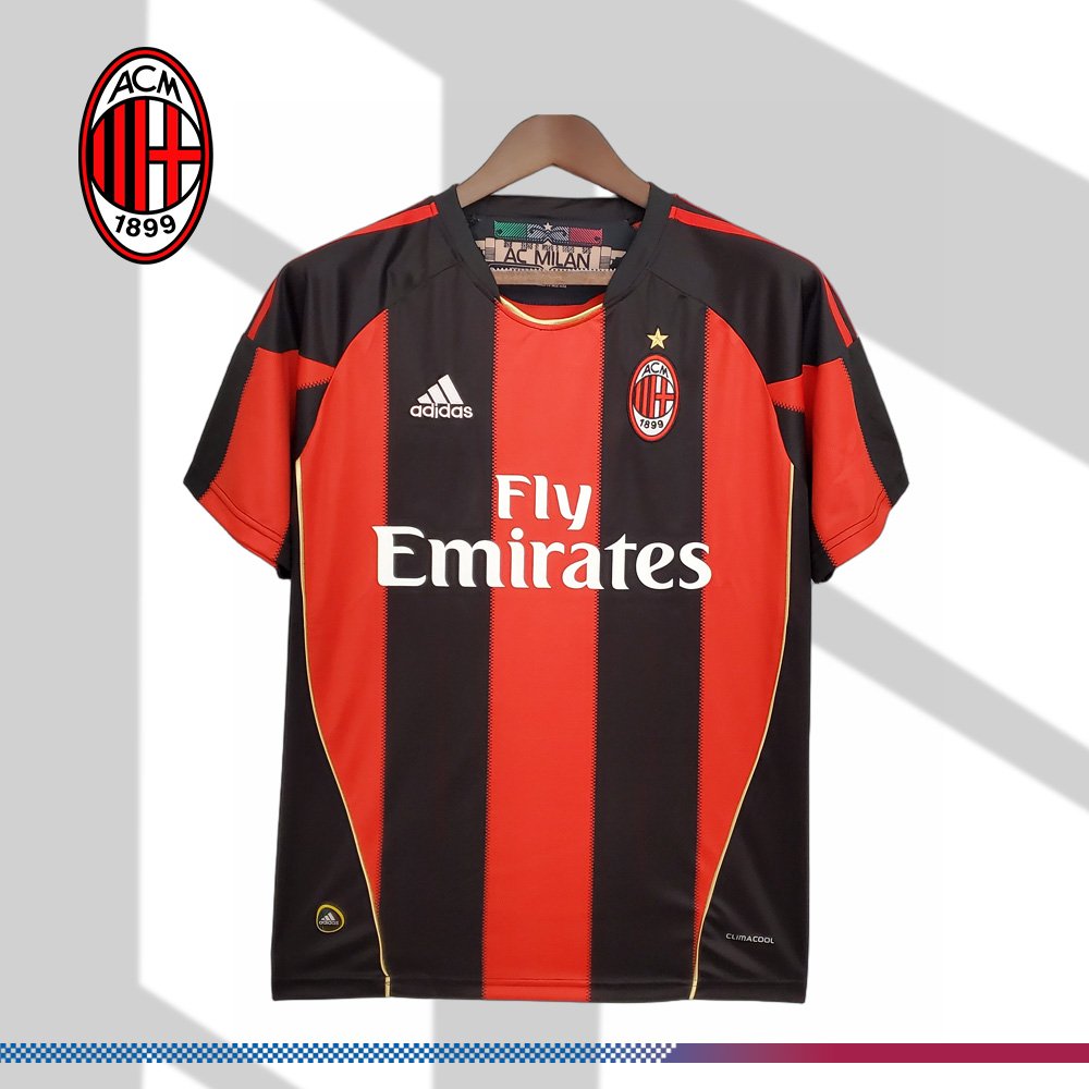 e7c1275736-220451b2ae 2010/2011 AC Milan Home Retro Football Shirt - Image 1